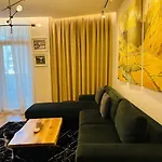 Moho Residences Downtown Apartment Tirana