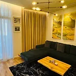 Apartment Moho Residences Downtown *
