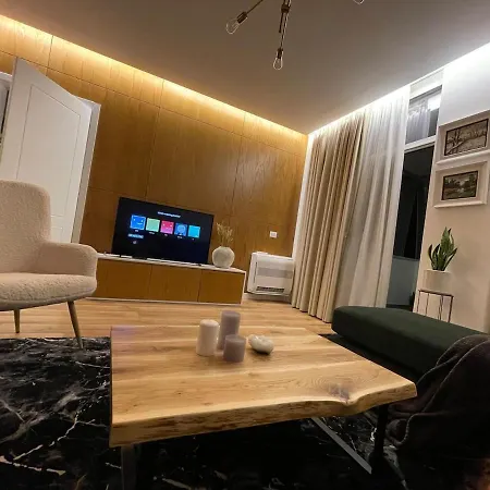 아파트 Moho Residences Downtown *