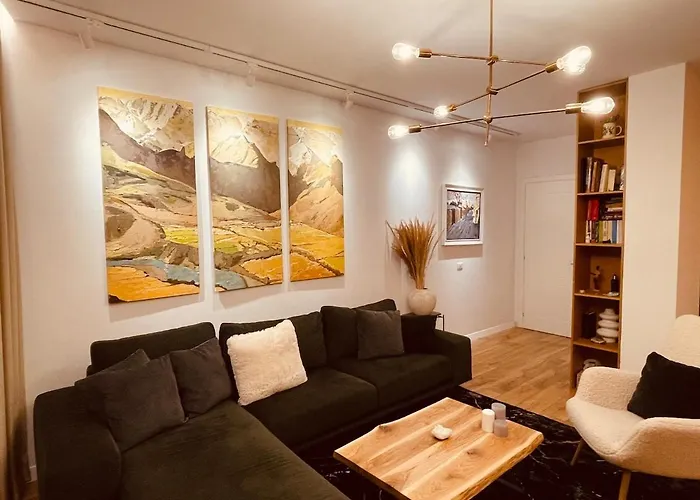 Moho Residences Downtown *