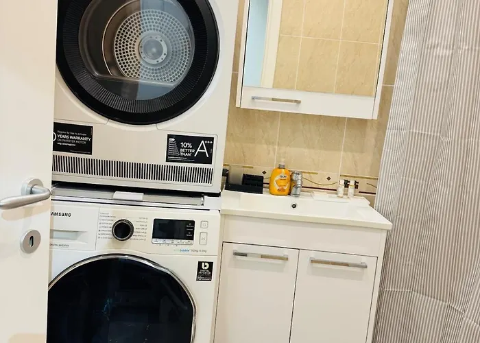 Moho Residences Downtown *